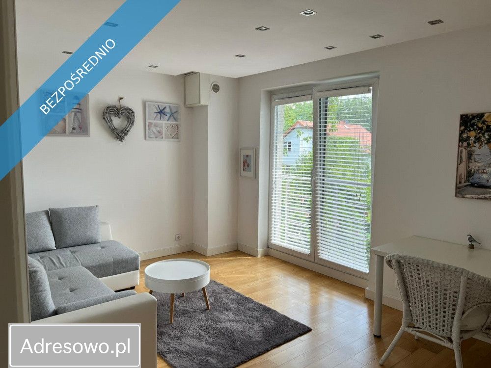 dom wolnostojący, 5 pokoi Łomianki, ul. 11 Listopada