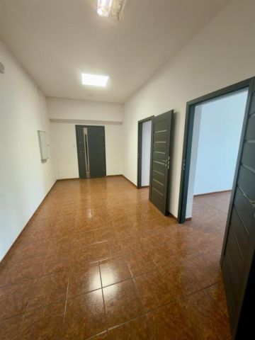 Hala/magazyn Wrocław Krzyki, Wrocław Opolska Hala z suwnicą 8T ogrzewana +biur. Zdjęcie 6