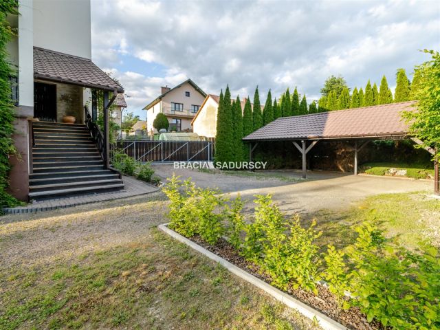 dom wolnostojący, 7 pokoi Mników. Zdjęcie 37