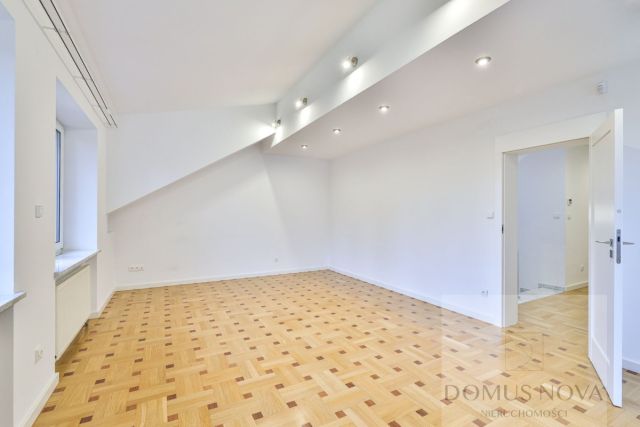 dom wolnostojący, 8 pokoi Warszawa Wilanów, ul. Królowej Marysieńki. Zdjęcie 11