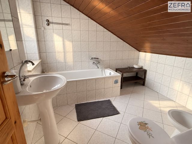 dom wolnostojący, 8 pokoi Kraków Swoszowice, ul. Smoleńsk. Zdjęcie 3
