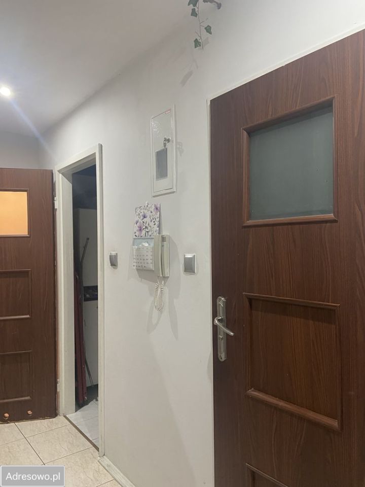 Mieszkanie 3-pokojowe Dzierżoniów, os. Błękitne. Zdjęcie 3