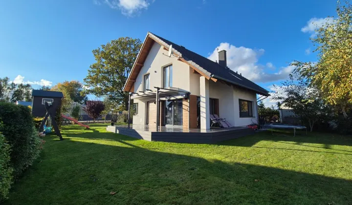 dom wolnostojący, 6 pokoi Banino