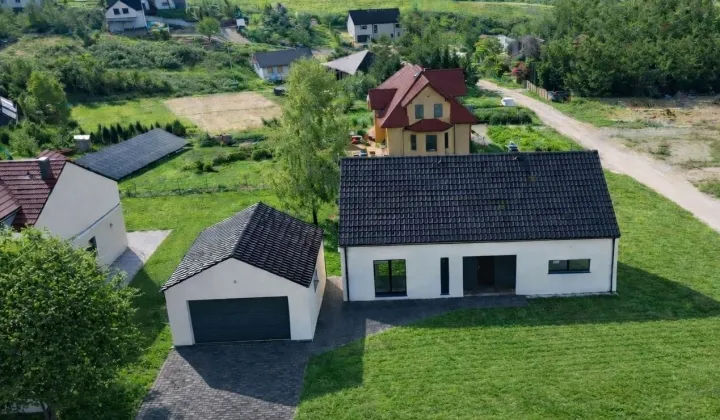 dom wolnostojący, 4 pokoje Wysoki Kościół