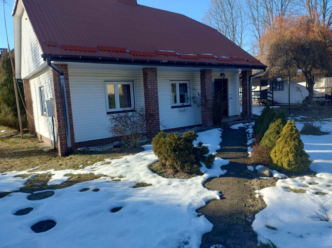 dom wolnostojący, 3 pokoje Susiec, ul. Kolejowa. Zdjęcie 3