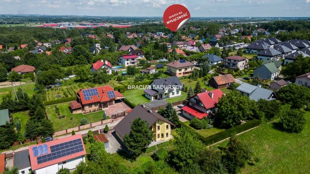 dom wolnostojący, 6 pokoi Śledziejowice, ul. Polna. Zdjęcie 1