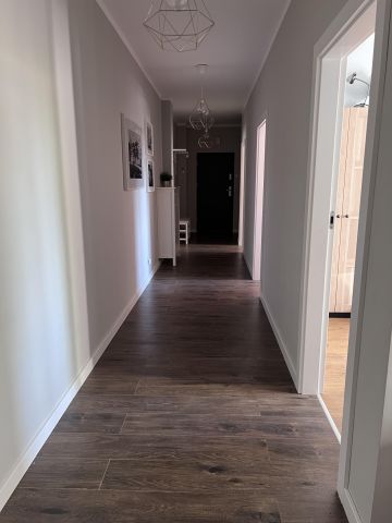 Mieszkanie 4-pokojowe Skierniewice Centrum, ul. Konstytucji 3 Maja. Zdjęcie 1