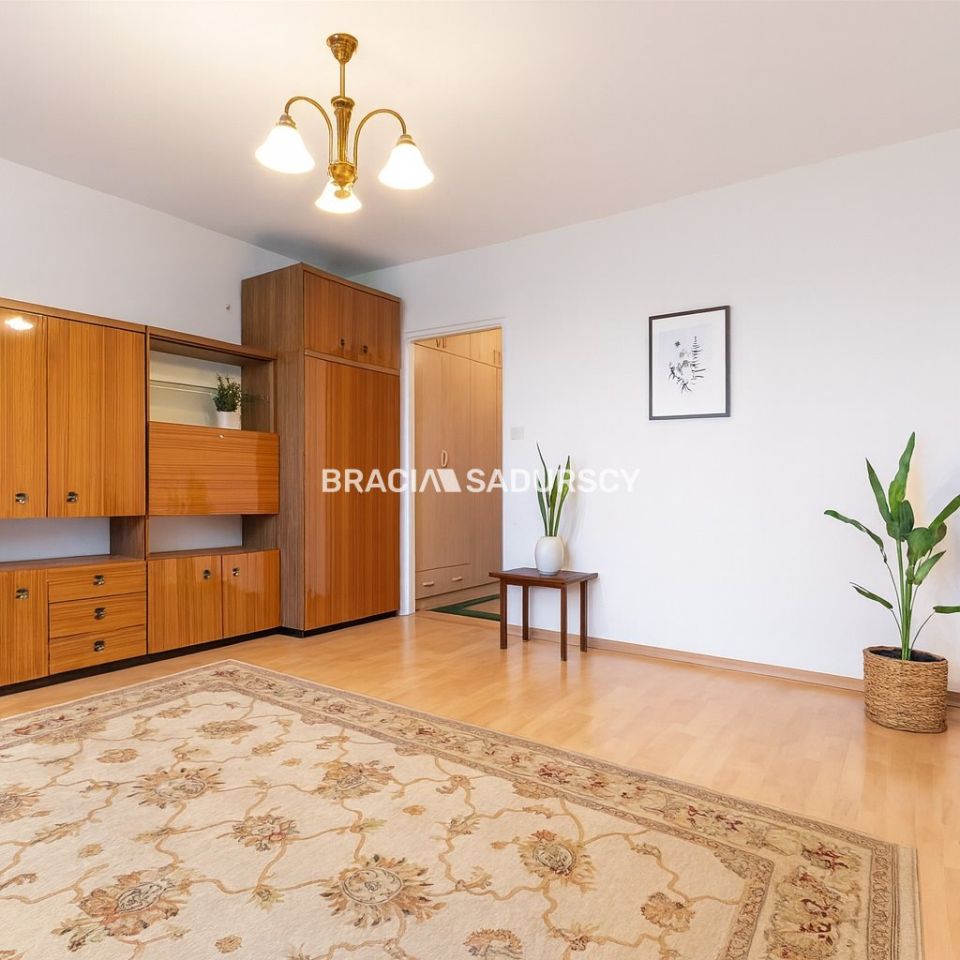 Mieszkanie 3-pokojowe Kraków Bieńczyce, os. Tysiąclecia. Zdjęcie 2