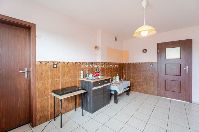 dom wolnostojący, 6 pokoi Wolbrom, ul. Kamienna Góra. Zdjęcie 25