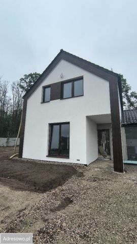 bliźniak, 4 pokoje Garwół. Zdjęcie 1