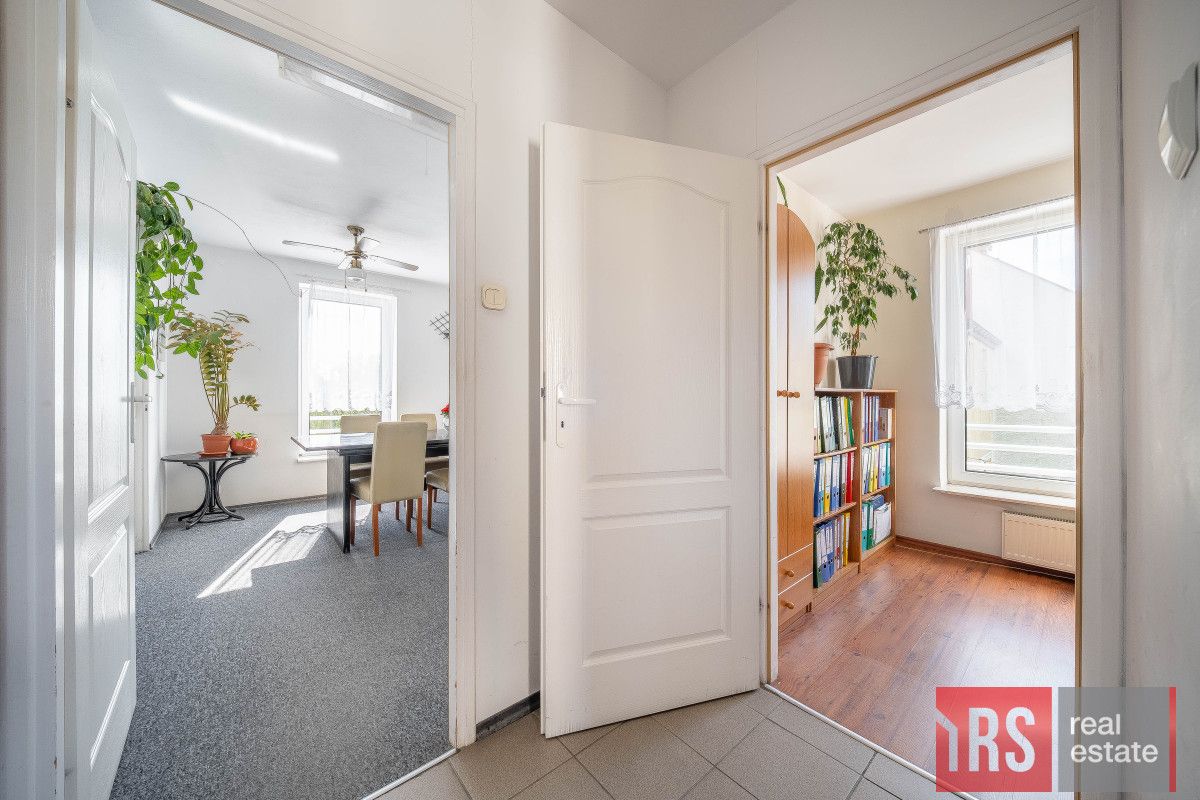 dom wolnostojący, 8 pokoi Warszawa Wawer, ul. Lebiodowa. Zdjęcie 5