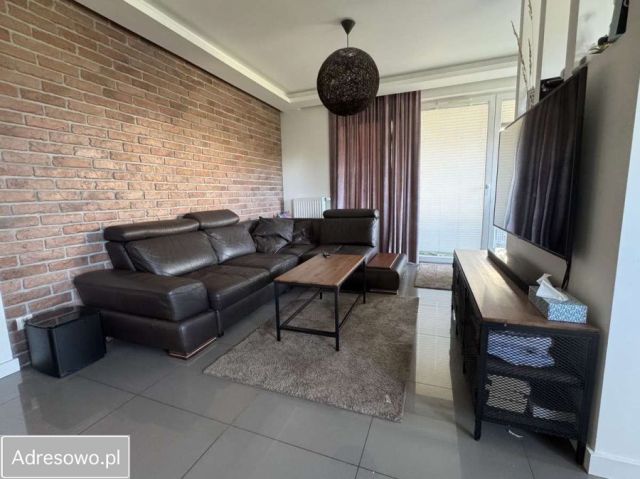 Mieszkanie 4-pokojowe Gdynia Chwarzno-Wiczlino, ul. gen. Mariusza Zaruskiego. Zdjęcie 1