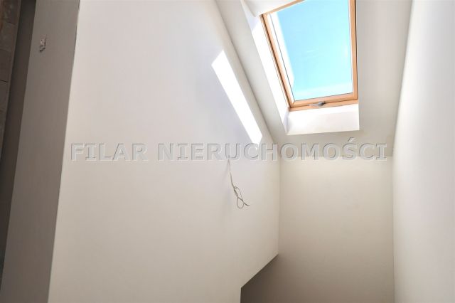 Mieszkanie 4-pokojowe Lubin Małomice. Zdjęcie 8