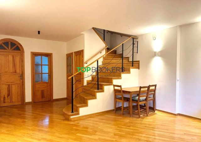 dom szeregowy, 4 pokoje Warszawa Praga-Południe. Zdjęcie 2