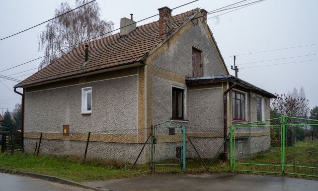 dom wolnostojący, 3 pokoje Tarnów Krzyż, ul. Matki Teresy z Kalkuty. Zdjęcie 1