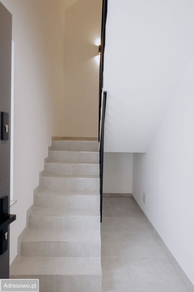 Mieszkanie 3-pokojowe Tarnów, ul. Okrężna. Zdjęcie 2