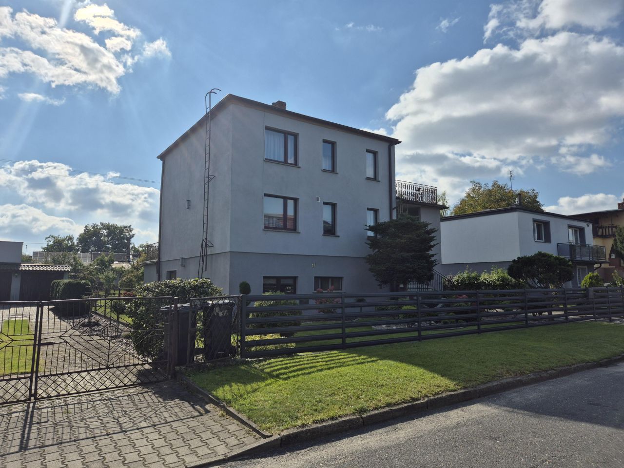 dom wolnostojący, 7 pokoi Syców, ul. Janusza Kusocińskiego. Zdjęcie 16