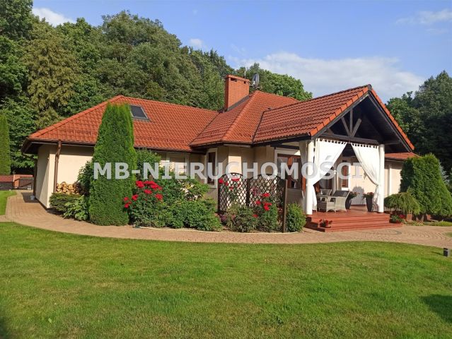 dom wolnostojący, 5 pokoi Sząbruk. Zdjęcie 8