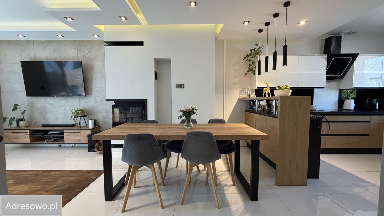 dom szeregowy, 4 pokoje Kobyłka, ul. Longinusa. Zdjęcie 9