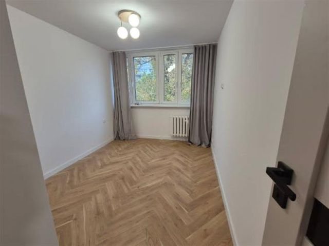 Mieszkanie 3-pokojowe Wrocław Popowice, ul. Białowieska. Zdjęcie 3