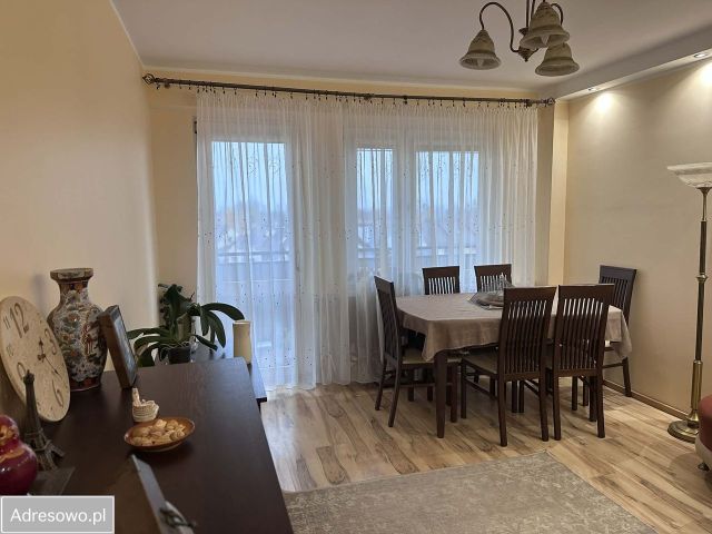 Mieszkanie 4-pokojowe Płock Zielony Jar, ul. Batalionu "Parasol". Zdjęcie 1