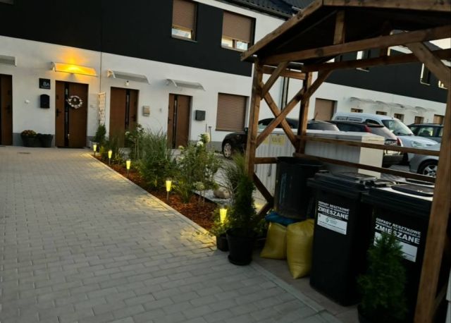 Mieszkanie 5-pokojowe Środa Śląska, ul. Jesionowa. Zdjęcie 1