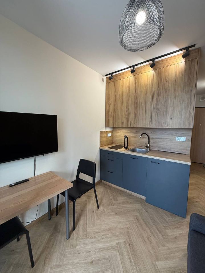 Mieszkanie 1-pokojowe Warszawa Włochy, ul. Wiktoryn. Zdjęcie 2