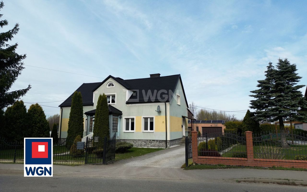 Mieszkanie 3-pokojowe Zwierzno. Zdjęcie 1