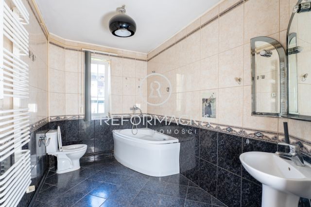 dom wolnostojący, 9 pokoi Rzeszów, ul. kard. Karola Wojtyły. Zdjęcie 4