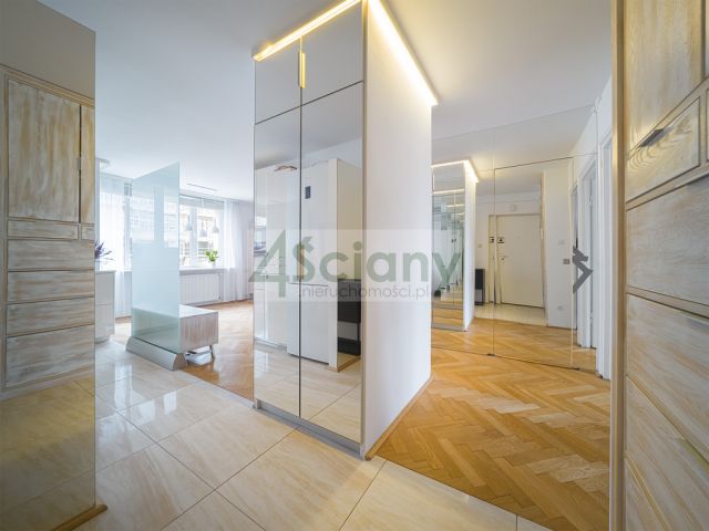 Mieszkanie 3-pokojowe Warszawa Śródmieście, ul. Mordechaja Anielewicza. Zdjęcie 11