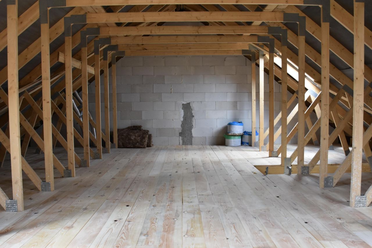 dom wolnostojący, 4 pokoje Strachocin. Zdjęcie 19