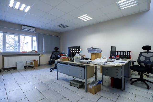 Hala/magazyn Kraków Bronowice. Zdjęcie 2