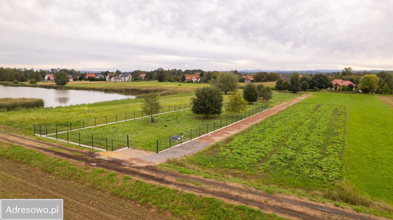 Działka rekreacyjna Czernichów