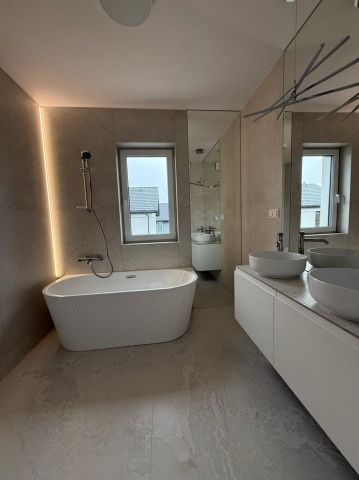 bliźniak, 4 pokoje Bielsko-Biała Hałcnów. Zdjęcie 3