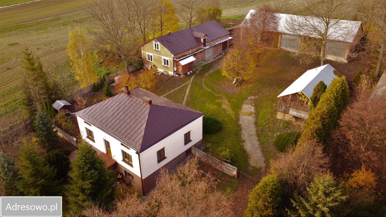 dom wolnostojący, 4 pokoje Typin. Zdjęcie 3