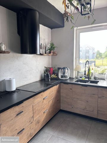 bliźniak, 4 pokoje Łomianki. Zdjęcie 9