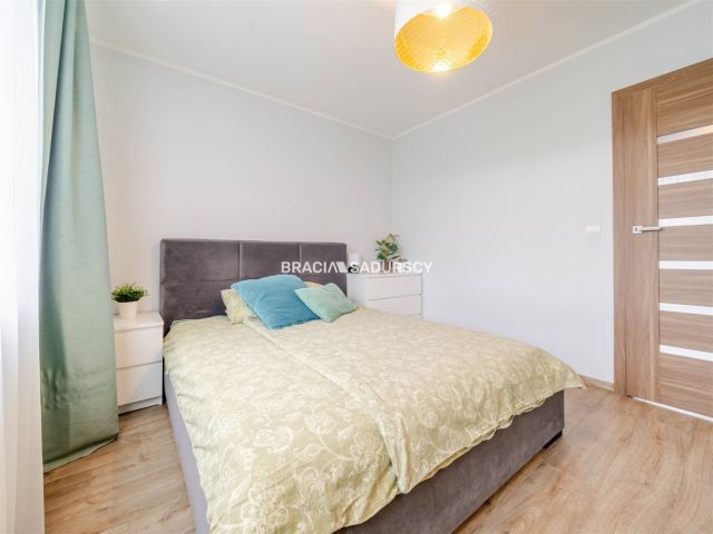 Mieszkanie 3-pokojowe Kraków, ul. Macieja Dębskiego. Zdjęcie 10