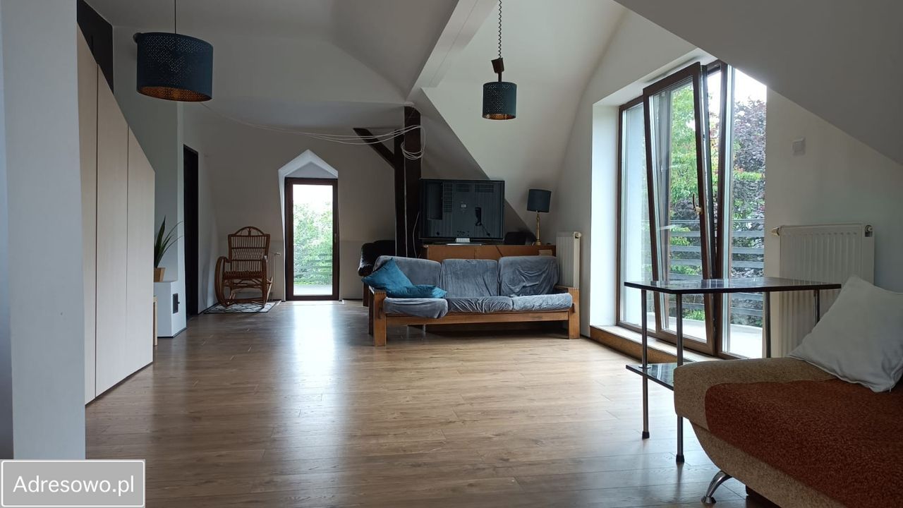 dom wolnostojący, 8 pokoi Brwinów. Zdjęcie 12