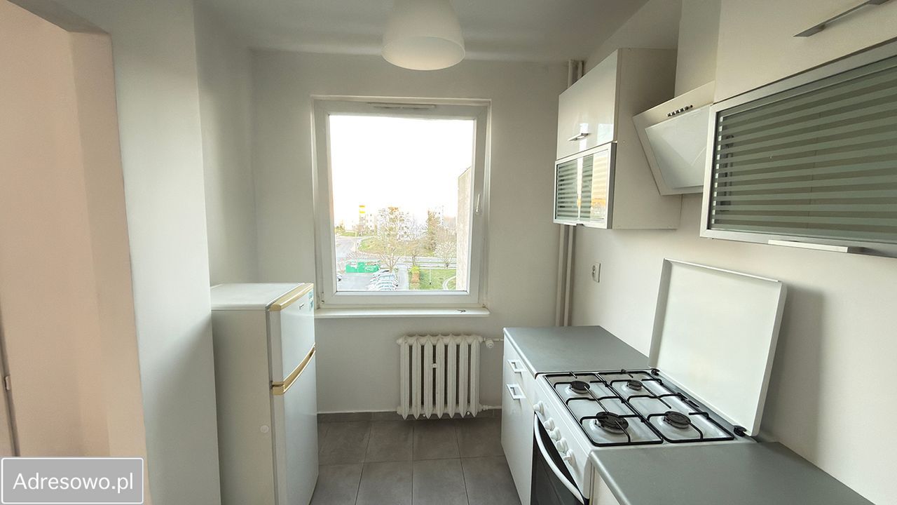 Mieszkanie 1-pokojowe Gdynia Karwiny, ul. Kornela Makuszyńskiego. Zdjęcie 5