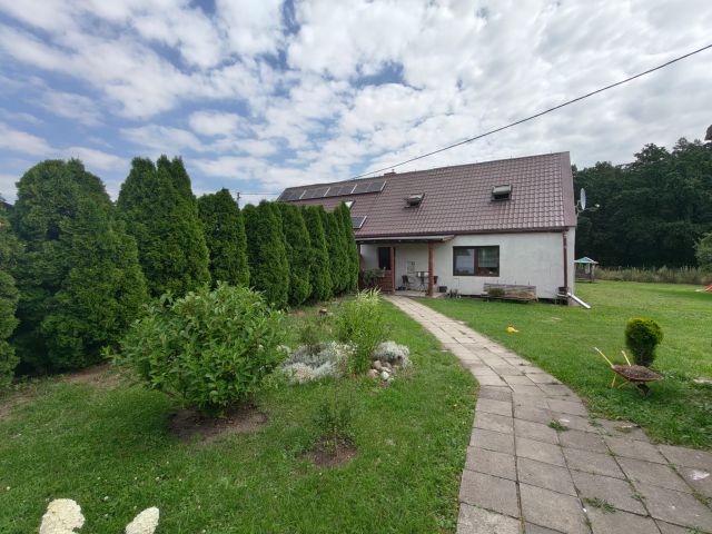 bliźniak, 3 pokoje Samostrzel. Zdjęcie 1
