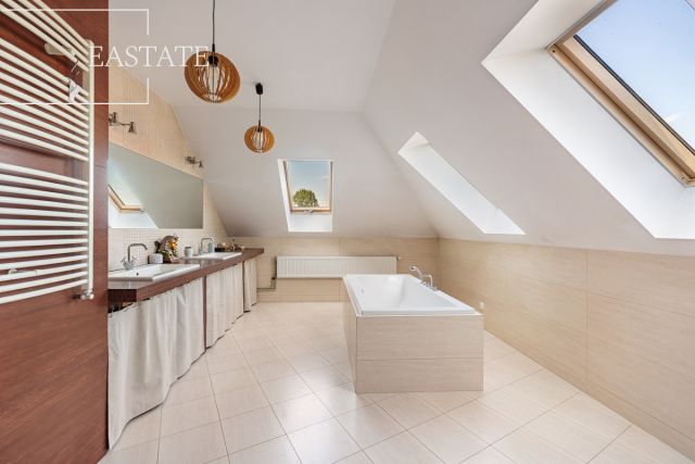 dom wolnostojący, 7 pokoi Duchnów, ul. Księżycowa. Zdjęcie 6