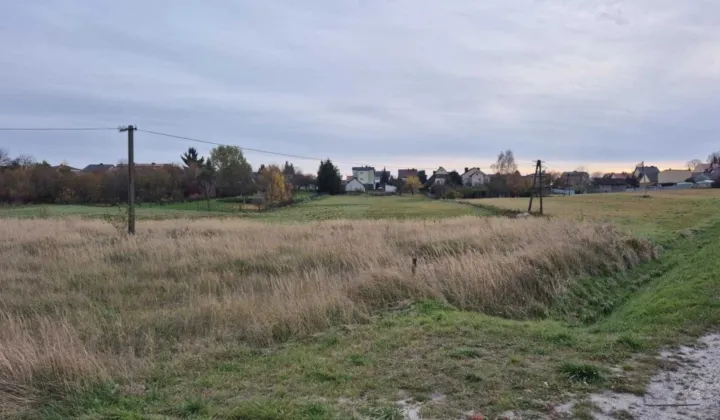 Działka inwestycyjna Kajetanów