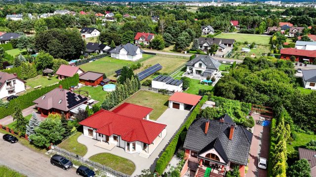dom wolnostojący, 4 pokoje Posoka, ul. Oliwkowa. Zdjęcie 1