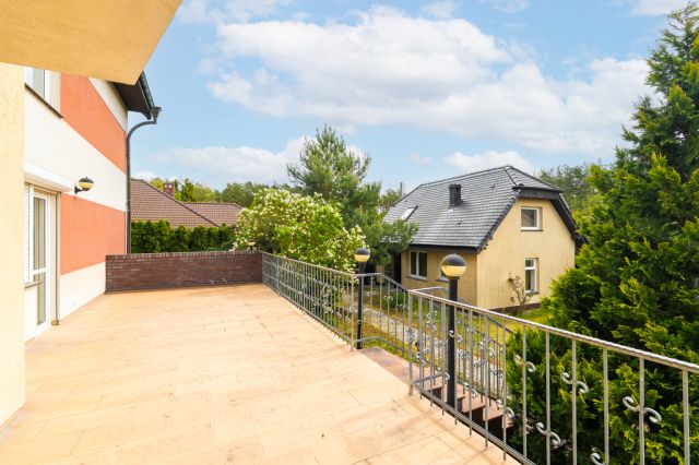 dom wolnostojący, 12 pokoi Bartoszewo. Zdjęcie 16