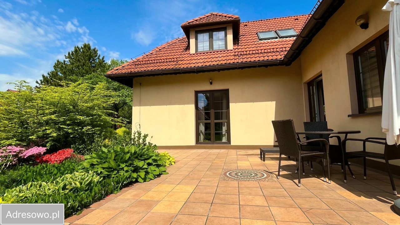 dom wolnostojący, 4 pokoje Ustroń. Zdjęcie 8