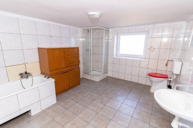 dom wolnostojący, 3 pokoje Podgórze. Zdjęcie 16