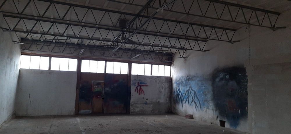 Hala/magazyn Skarbimierz-Osiedle. Zdjęcie 2