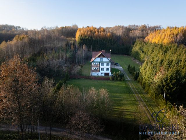 dom wolnostojący, 7 pokoi Hucisko Jawornickie. Zdjęcie 26