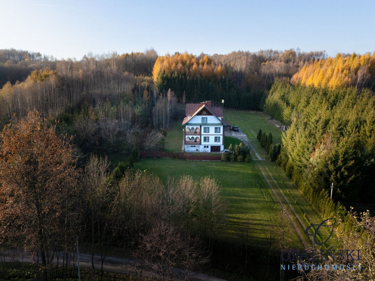 dom wolnostojący, 7 pokoi Hucisko Jawornickie. Zdjęcie 26