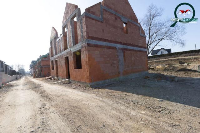 bliźniak, 4 pokoje Rączna. Zdjęcie 11